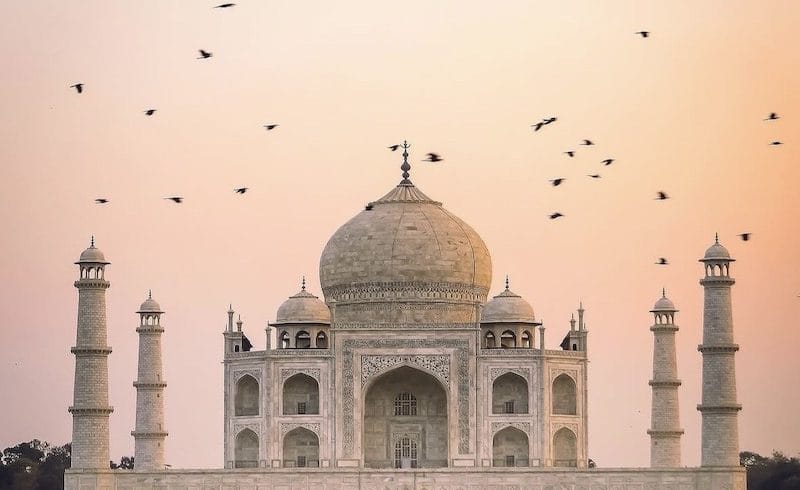 Taj Mahal Agra private tour