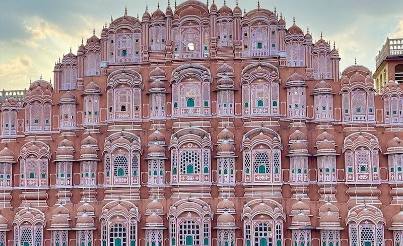 rajasthan-tours-hawa-mahal-jaipur.jpg
